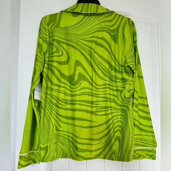 NWT! BEYOND YOGA SLEEP SHIRT - Picture 5 of 5